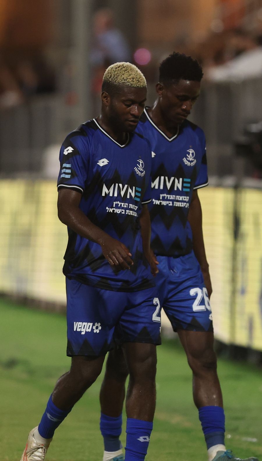 Boni Amian (Hapoel Petah Tikva) walks on the field